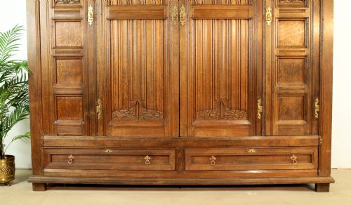 ARTS CRAFTS GILLOWSPUGIN OAK WARDROBE PRESS 8FT WIDE X 8FT HIGH - ADDITIONAL PHOTO 4