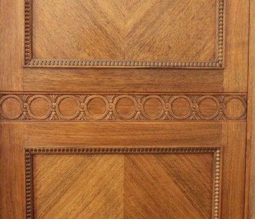 SUPER GILLOWS CARVED WALNUT BEDROOM SUITE - ADDITIONAL PHOTO 8