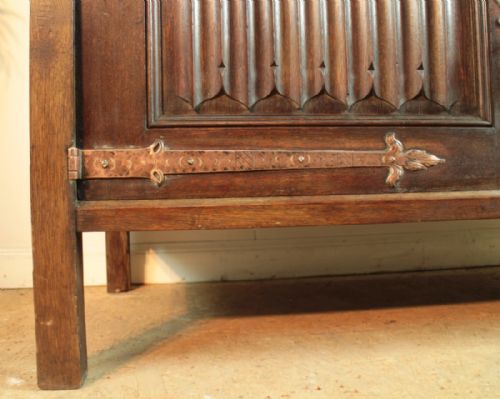 LIBERTY STYLE ARTS CRAFTS OAK SIDEBOARD - ADDITIONAL PHOTO 6
