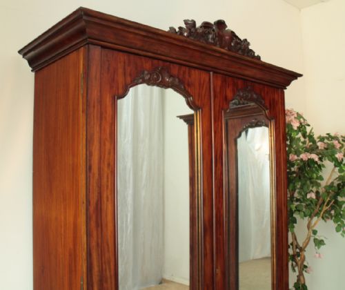 PAIR OF WILLIAM IV MAHOGANY WARDROBES - ADDITIONAL PHOTO 7