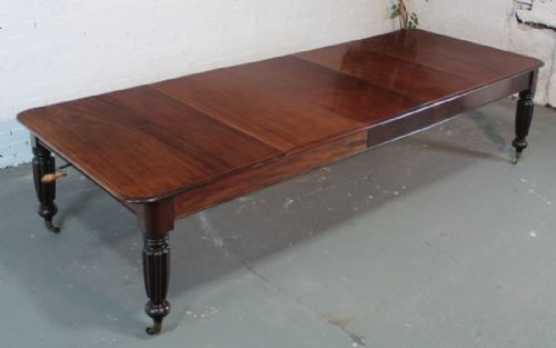 REGENCY MAHOGANY EXTENDING DINING TABLE 10FT7 SEATS 12 - ADDITIONAL PHOTO 1