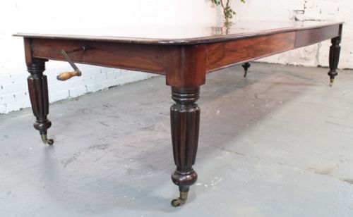REGENCY MAHOGANY EXTENDING DINING TABLE 10FT7 SEATS 12 - ADDITIONAL PHOTO 3