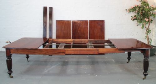 REGENCY MAHOGANY EXTENDING DINING TABLE 10FT7 SEATS 12 - ADDITIONAL PHOTO 7