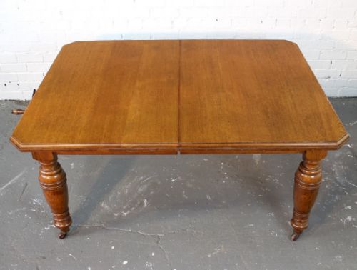 8FT VICTORIAN OAK EXTENDING DINING TABLE SEATS 10 - ADDITIONAL PHOTO 6