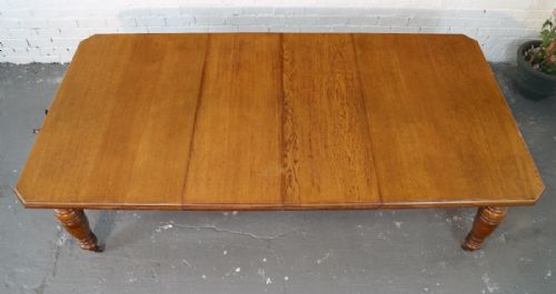 8FT VICTORIAN OAK EXTENDING DINING TABLE SEATS 10 - ADDITIONAL PHOTO 7