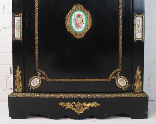 VICTORIAN GILTMETAL PORCELAIN MOUNTED EBONISED PIER CABINET - ADDITIONAL PHOTO 3