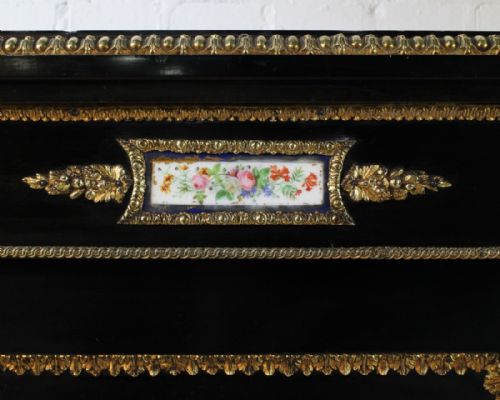 VICTORIAN GILTMETAL PORCELAIN MOUNTED EBONISED PIER CABINET - ADDITIONAL PHOTO 4