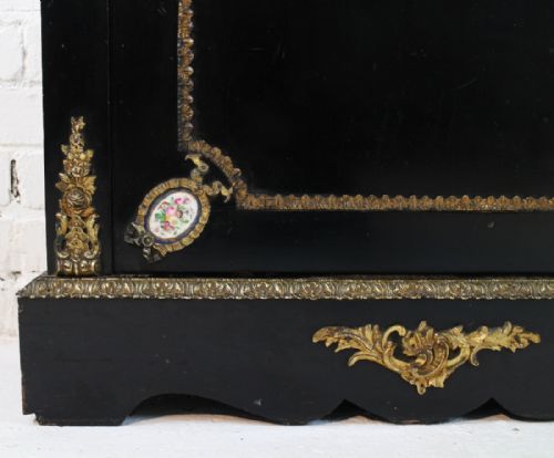 VICTORIAN GILTMETAL PORCELAIN MOUNTED EBONISED PIER CABINET - ADDITIONAL PHOTO 9