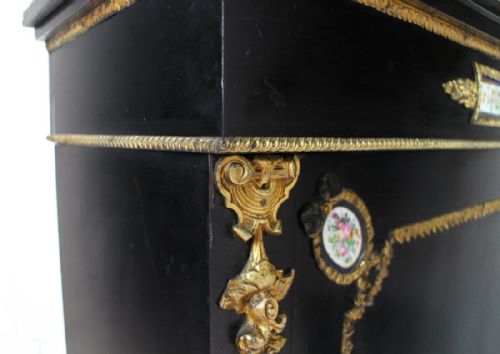 VICTORIAN GILTMETAL PORCELAIN MOUNTED EBONISED PIER CABINET - ADDITIONAL PHOTO 10