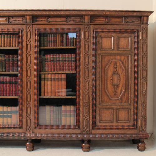 LARGE GOTHIC OAK LIBRARY BOOKCASE LATE 19THEARLY 20TH CENTURY 5FT HIGH - ADDITIONAL PHOTO 3