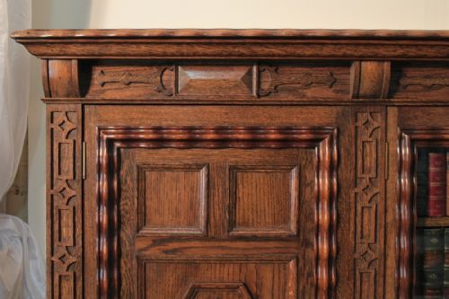 LARGE GOTHIC OAK LIBRARY BOOKCASE LATE 19THEARLY 20TH CENTURY 5FT HIGH - ADDITIONAL PHOTO 4