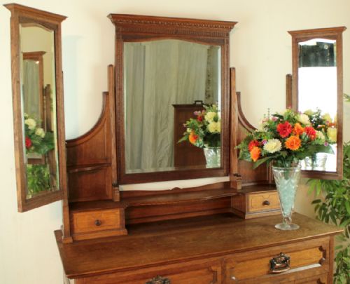 ARTS CRAFTS OAK FOUR PIECE BEDROOM SUITE ATTRIBUTED TO MAPLE CO - ADDITIONAL PHOTO 5