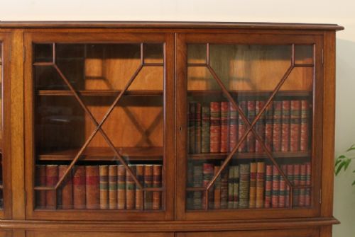 ANTIQUE MAHOGANY ASTRAGAL GLAZED FLOOR BOOKCASE C1900 - ADDITIONAL PHOTO 5