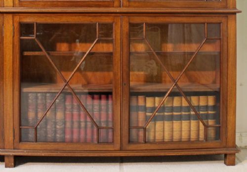 ANTIQUE MAHOGANY ASTRAGAL GLAZED FLOOR BOOKCASE C1900 - ADDITIONAL PHOTO 7