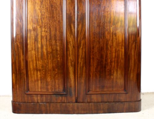 VICTORIAN MAHOGANY TWO DOOR WARDROBE BY WYLIE LOCHHEAD - ADDITIONAL PHOTO 3