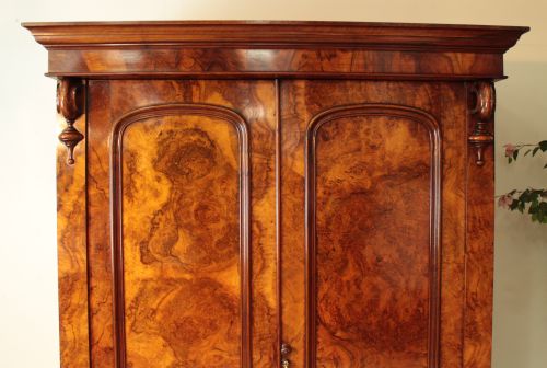 WILLIAM IV BURR WALNUT FITTED WARDROBE - ADDITIONAL PHOTO 2