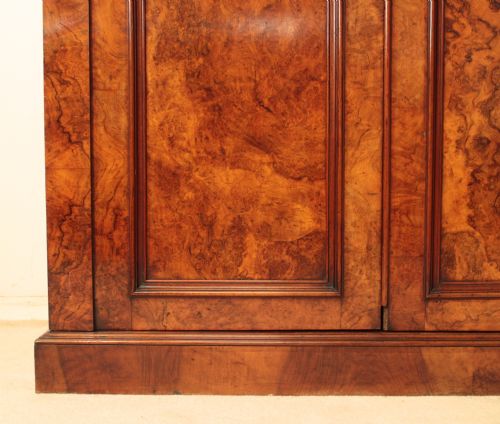 WILLIAM IV BURR WALNUT FITTED WARDROBE - ADDITIONAL PHOTO 6