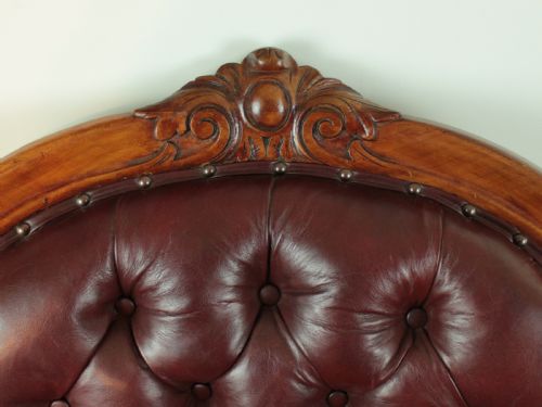 A PAIR OF VICTORIAN MAHOGANY BURGUNDY LEATHER LIBRARY ARMCHAIRS - ADDITIONAL PHOTO 11