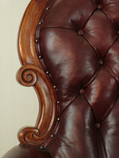 A PAIR OF VICTORIAN MAHOGANY BURGUNDY LEATHER LIBRARY ARMCHAIRS - ADDITIONAL PHOTO 12