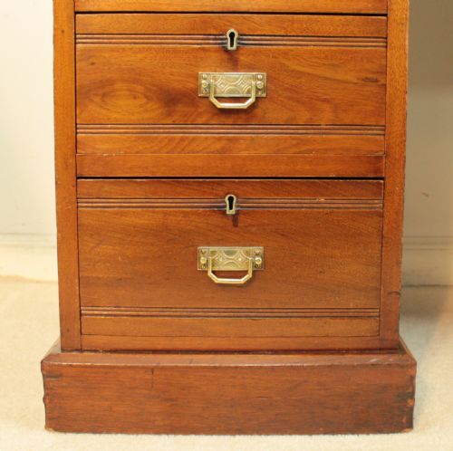 LATE VICTORIAN WALNUT PEDESTAL DESK C1880 - ADDITIONAL PHOTO 9