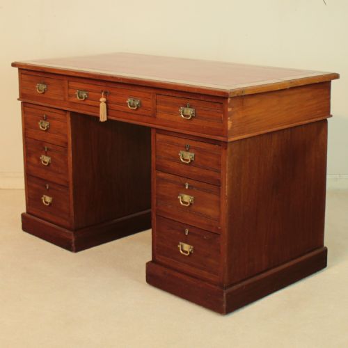 LATE VICTORIAN WALNUT PEDESTAL DESK C1880 - ADDITIONAL PHOTO 27