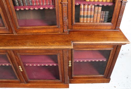 LARGE VICTORIAN OAK BREAKFRONT BOOKCASE ATTRIBUTED TO MAPLE CO - ADDITIONAL PHOTO 18
