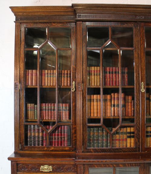 MAPLE CO LARGE VICTORIAN OAK BREAKFRONT BOOKCASE - ADDITIONAL PHOTO 6