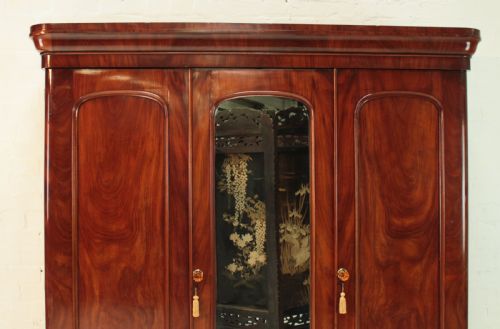 VICTORIAN MAHOGANY THREE DOOR FITTED WARDROBE - ADDITIONAL PHOTO 2
