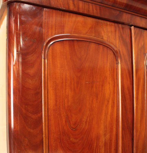 VICTORIAN MAHOGANY THREE DOOR FITTED WARDROBE - ADDITIONAL PHOTO 6
