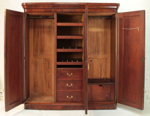 VICTORIAN MAHOGANY THREE DOOR FITTED WARDROBE - ADDITIONAL PHOTO 9