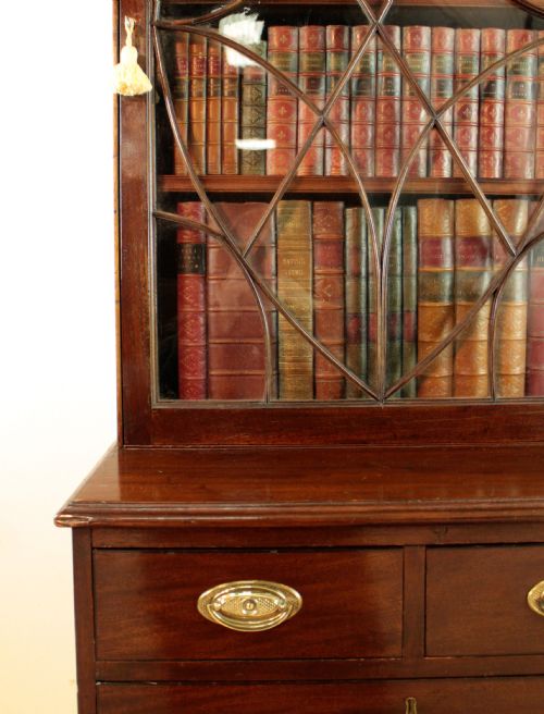 19TH CENTURY NARROW MAHOGANY ASTRAGAL GLAZED BOOKCASE ON CHEST - ADDITIONAL PHOTO 7