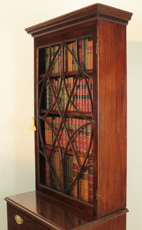 19TH CENTURY NARROW MAHOGANY ASTRAGAL GLAZED BOOKCASE ON CHEST - ADDITIONAL PHOTO 18