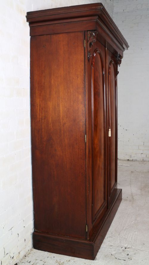 WILLIAM IV MAHOGANY FITTED WARDROBE - ADDITIONAL PHOTO 25