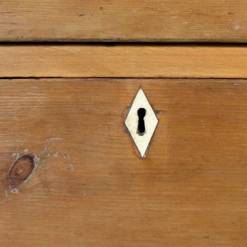 EARLY VICTORIAN ANTIQUE SCOTTISH PINE ESTATE CHEST - ADDITIONAL PHOTO 10