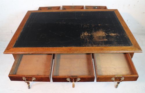 VICTORIAN OAK 5FT PARTNERS WRITING TABLE BY JAMES SHOOLBRED LONDON - ADDITIONAL PHOTO 6