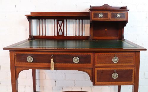 SHERATON REVIVAL MAHOGANY INLAID DESK ATTRIBUTED TO SHAPLAND PETTER C1900 - ADDITIONAL PHOTO 4
