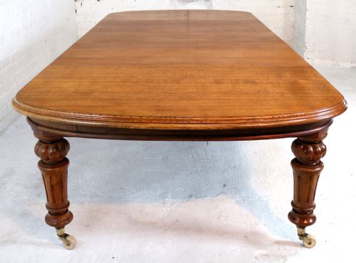 VICTORIAN OAK EXTENDING DINING TABLE 3 LEAVES 10FTSEATS 12 - ADDITIONAL PHOTO 6