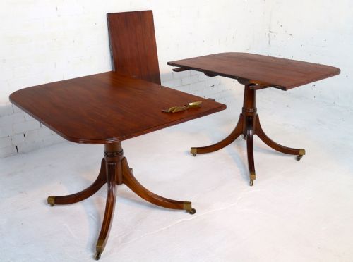 REGENCY STYLE SOLID MAHOGANY EXTENDING TWIN PILLAR DINING TABLE C1920 - ADDITIONAL PHOTO 11