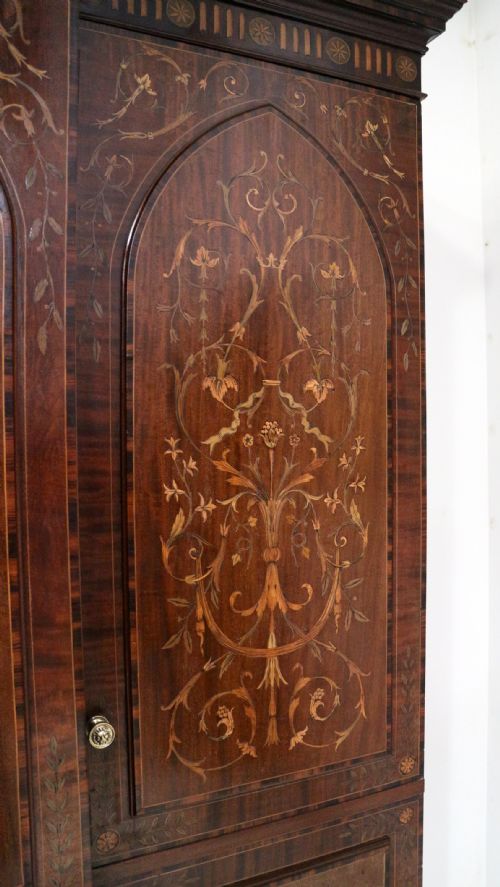 19TH CENTURY MAHOGANY MARQUETRY FITTED WARDROBE BY EDWARDS ROBERTS OF LONDON - ADDITIONAL PHOTO 6
