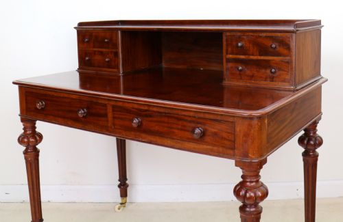 VICTORIAN MAHOGANY WRITING TABLE BY HEALS OF LONDON - ADDITIONAL PHOTO 4