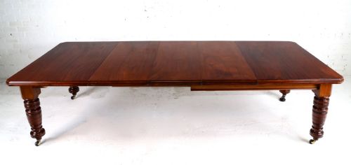 MAPLE CO VICTORIAN MAHOGANY EXTENDING DINING TABLE WITH THREE LEAVES - ADDITIONAL PHOTO 2