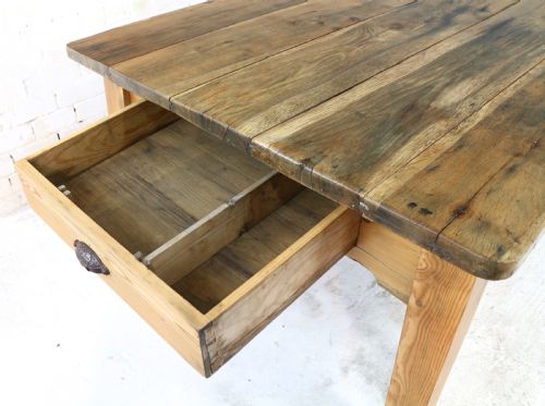 19TH CENTURY SCOTTISH ESTATE LARGE OAK PITCH PINE KITCHEN PREPARATION TABLE - ADDITIONAL PHOTO 8