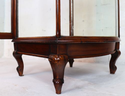 VICTORIAN MAHOGANY BOWFRONT SHOP DISPLAY CABINET - ADDITIONAL PHOTO 11