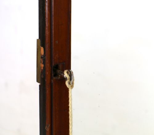 VICTORIAN MAHOGANY BOWFRONT SHOP DISPLAY CABINET - ADDITIONAL PHOTO 16