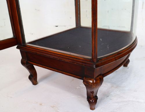 VICTORIAN MAHOGANY BOWFRONT SHOP DISPLAY CABINET - ADDITIONAL PHOTO 22
