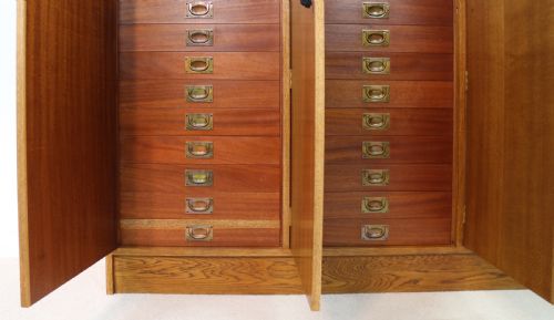 OAK AND MAHOGANY MUSEUM COLLECTORS CABINET C1930 - ADDITIONAL PHOTO 23