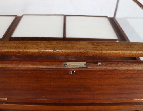 VICTORIAN MAHOGANY JEWELLERY DISPLAY SHOP CABINET - ADDITIONAL PHOTO 22