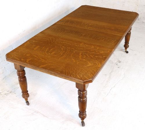 VICTORIAN OAK DINING TABLE 2 LEAVES 6FT 10SEATS 8 - ADDITIONAL PHOTO 2