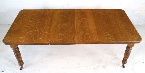 VICTORIAN OAK DINING TABLE 2 LEAVES 6FT 10SEATS 8 - ADDITIONAL PHOTO 6