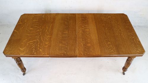VICTORIAN OAK DINING TABLE 2 LEAVES 6FT 10SEATS 8 - ADDITIONAL PHOTO 8